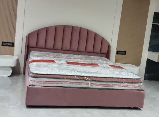 Mattress & Curtains
